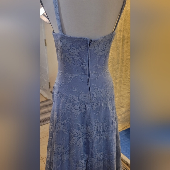 Elegant Blue Floral Maxi Dress - Picture 6 of 10